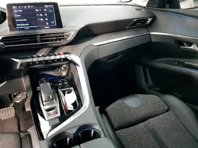 Peugeot 3008 2019, 247000 км, за 7548.9 USD - фото 10