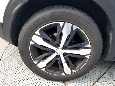 Peugeot 3008 2019, 247000 км, за 7548.9 USD - фото 20