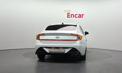 Hyundai Sonata 2020, 100343 км, за 10503.15 USD
