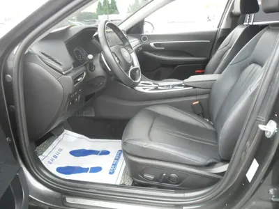 Hyundai Sonata 2021, 108000 км, за 9311.71 USD - фото 11