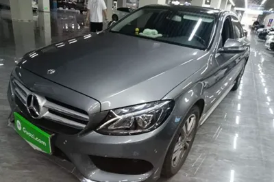 Mercedes-Benz C-Class · 2018 год