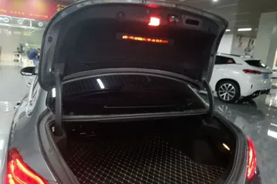 Mercedes-Benz C-Class 2018, 81500 км, за 15439 USD - фото 22