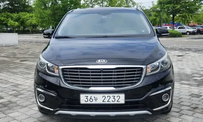 Kia Canival · 2015 год