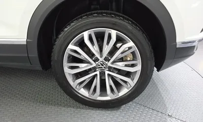 Volkswagen T-Roc 2021, 23389 км, за 16604.8 USD - фото 21