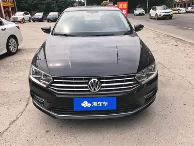 Volkswagen Bora 2016, 92400 км, за 4621.89 USD