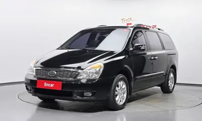Kia Canival · 2012 год