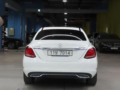 Mercedes-Benz C-Class 2015, 149031 км, за 7959.63 USD