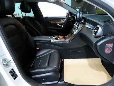 Mercedes-Benz C-Class 2015, 149031 км, за 7959.63 USD - фото 8