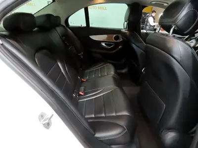 Mercedes-Benz C-Class 2015, 149031 км, за 7959.63 USD - фото 9