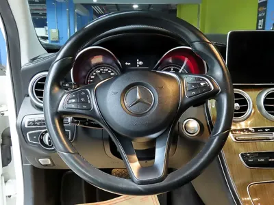 Mercedes-Benz C-Class 2015, 149031 км, за 7959.63 USD - фото 11