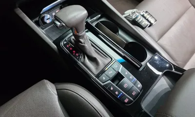 Kia K7 2016, 94444 км, за 8391.15 USD - фото 9