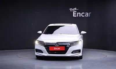 Honda Accord 2018, 124236 км, за 7475.78 USD