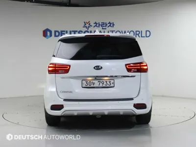 Kia Canival 2019, 97748 км, за 10371.54 USD