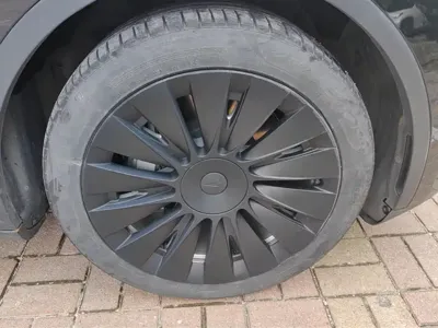 Tesla Model Y 2022, 77700 км, за 22528.67 USD - фото 6