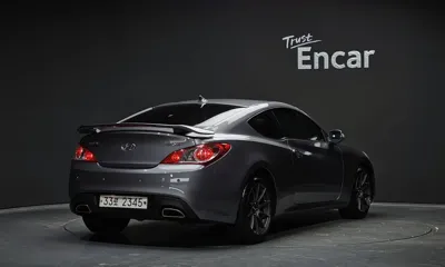 Hyundai Genesis 2010, 132572 км, за 3583.06 USD