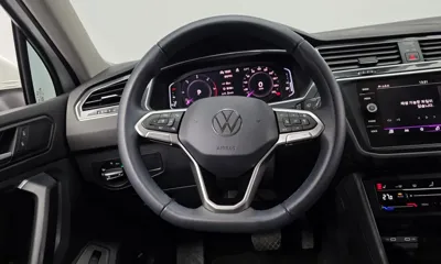 Volkswagen Tiguan 2024, 41328 км, за 19491.24 USD - фото 13