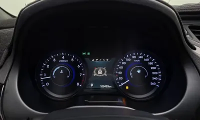 Hyundai Grandeur 2015, 123433 км, за 4926.43 USD - фото 8