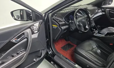 Hyundai Grandeur 2015, 123433 км, за 4926.43 USD - фото 12