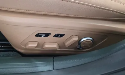 Hyundai Grandeur 2023, 29547 км, за 22465.32 USD - фото 31
