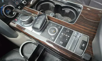 Land Rover Range Rover 2014, 192719 км, за 11726.39 USD - фото 9