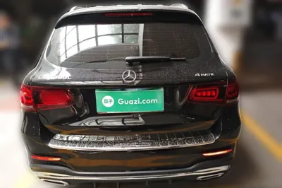 Mercedes-Benz GLC 2021, 39400 км, за 32874 USD