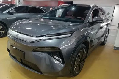 BYD Tang L · 2025 год