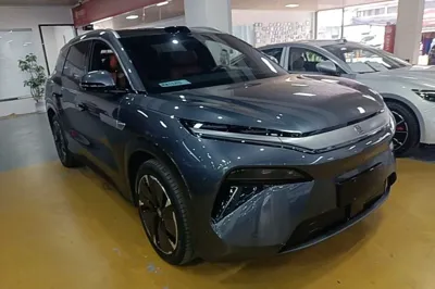 BYD Tang L