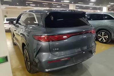 BYD Tang L