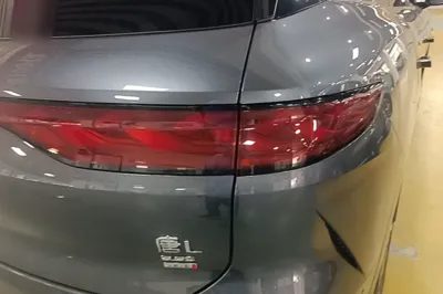 BYD Tang L
