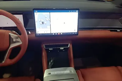 BYD Tang L