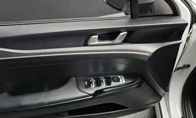 Kia K5 2020, 94720 км, за 9997.37 USD - фото 17