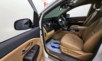 Kia Canival 2019, 143112 км, за 10969.52 USD - фото 10
