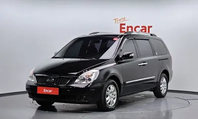 Kia Canival · 2012 год