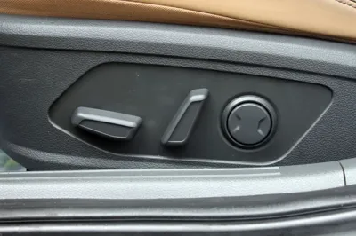 Hyundai Sonata 2020, 144104 км, за 10174.61 USD - фото 17