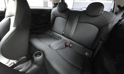 MINI Cooper 2019, 55802 км, за 7944.26 USD - фото 12