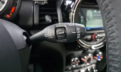 MINI Cooper 2019, 55802 км, за 7944.26 USD - фото 20