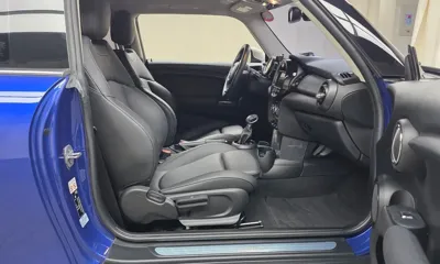 MINI Cooper 2019, 55802 км, за 7944.26 USD - фото 26