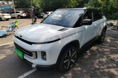 Geely Auto icon · 2023 год