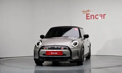 MINI Cooper 2024, 10298 км, за 21127.21 USD