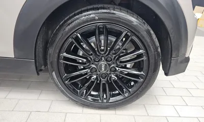 MINI Cooper 2024, 10298 км, за 21127.21 USD - фото 21