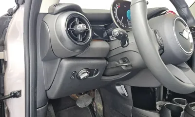 MINI Cooper 2024, 10298 км, за 21127.21 USD - фото 30