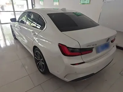 BMW 3 Series 2020, 113000 км, за 16082.68 USD