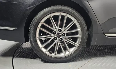Kia K9 2021, 110058 км, за 16345.02 USD