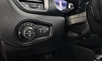 Jeep Renegade 2020, 69788 км, за 7563.8 USD - фото 14