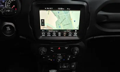 Jeep Renegade 2020, 69788 км, за 7563.8 USD - фото 15