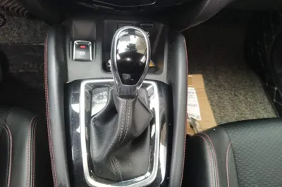 Nissan Qashqai 2019, 77300 км, за 7714 USD
