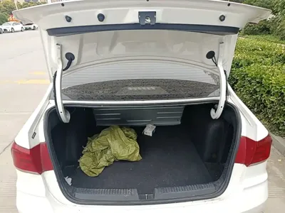 Volkswagen Santana 2019, 66100 км, за 4384.85 USD - фото 19