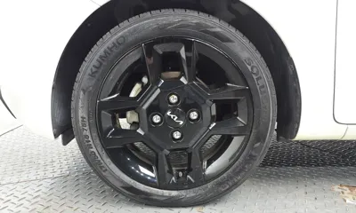 Kia Ray 2023, 68883 км, за 10749.19 USD