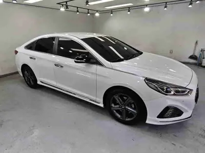 Hyundai Sonata 2018, 174092 км, за 6953.64 USD