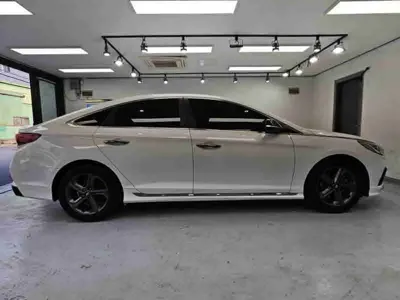 Hyundai Sonata 2018, 174092 км, за 6953.64 USD